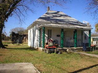 410 S Summer St, El Dorado Springs, MO 64744