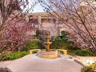 5240 Premiere Hills Cir APT 211, Woodland Hills, CA, 91364