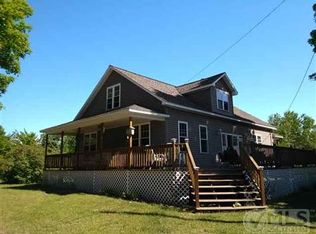 714 Paul Bunyan Ave, Ontonagon, MI 49953