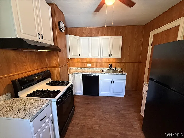 74 Ashton Pl — Photo 28