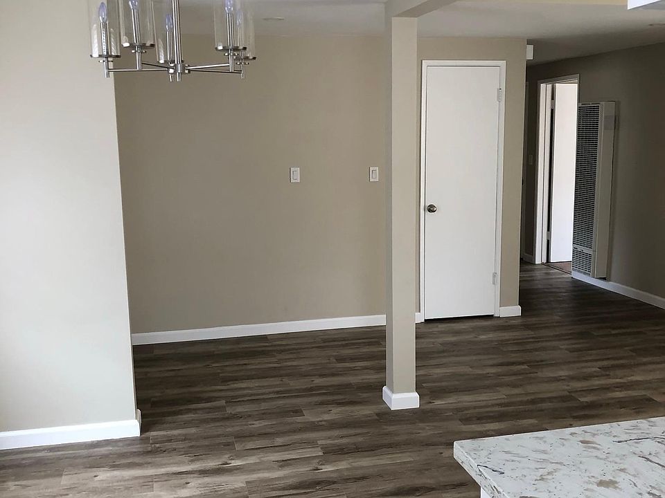 1st image of 936 1st St #3