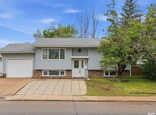 526 McKercher DRIVE, Saskatoon, SK S7H 3W6