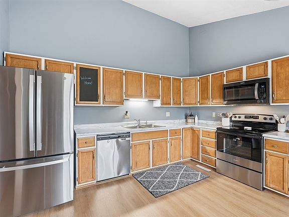 4th image of 646 Jonadel Ln NW