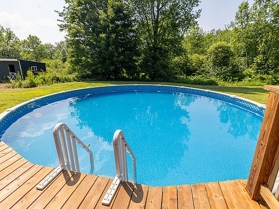 5th image of 3190 Middle Road