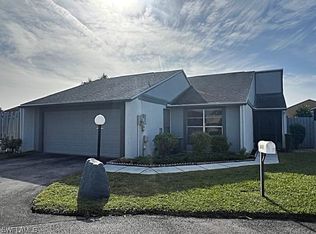 18418 Orangecrest Ct, Lehigh Acres, FL 33936