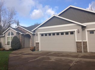 11872 Hartwood Dr, Oregon City, OR 97045