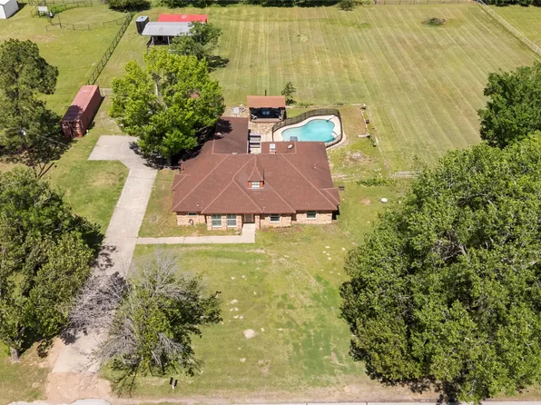 130 Beasley Rd, Combine, TX 75159
