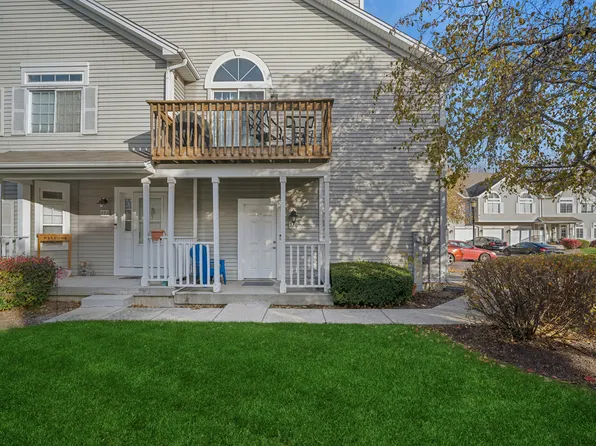 270 Nautical Way, Elgin, IL 60123