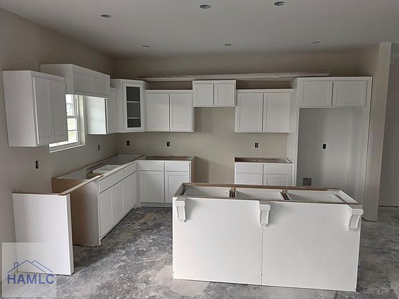3rd image of 342 Freshwater Ln