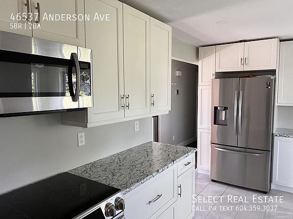 5th image of 46537 Anderson Ave