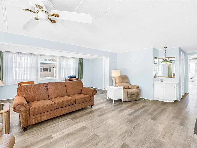 1100 Belcher Rd S #502 — Photo 3