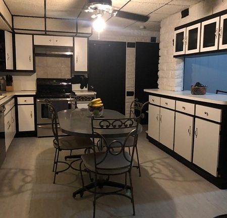 2nd image of 467 Banta Ave