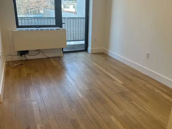 45-11 Broadway image 7 of 20