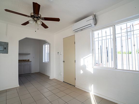 5th image of 704 N Campbell St APT 1