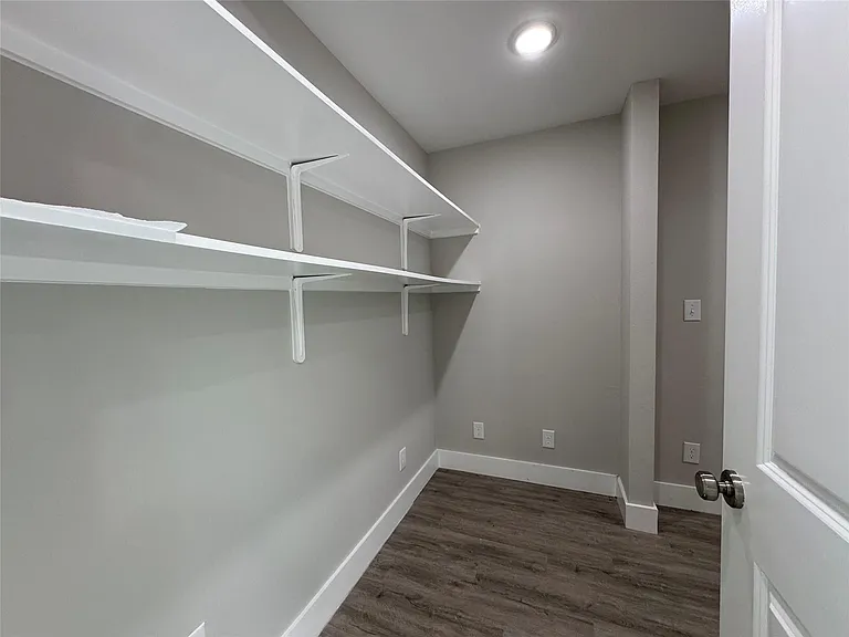 813 Central Ave — Photo 12