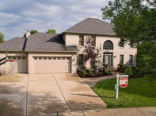 2303 Keystone Ct, Naperville, IL 60565