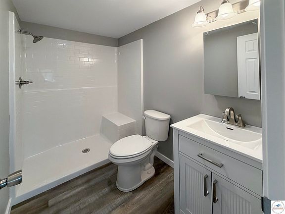 5th image of 26657 Waterview Dr