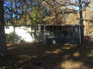 16 Crooked Creek Marina Rd, Lobelville, TN 37097