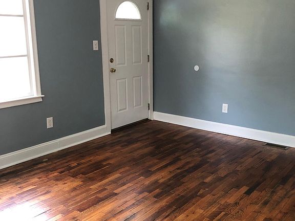 3rd image of 18251 Brady Ave