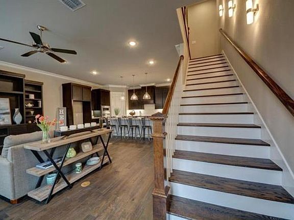 3rd image of 248 Morningside Dr