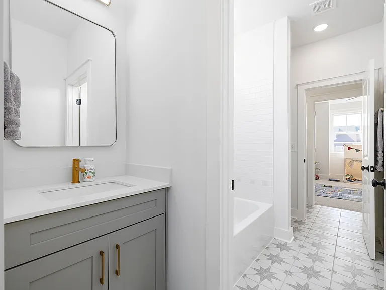 2056 Braidwood Ln — Photo 15