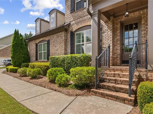 12460 Pindell Cir, Alpharetta, GA 30004