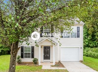 5708 Shining Oak Ln, Charlotte, NC 28269
