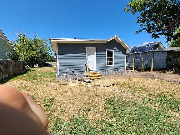 3rd image of 603 E Morgan Ave