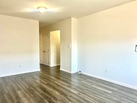 Rented by Compass | media 4