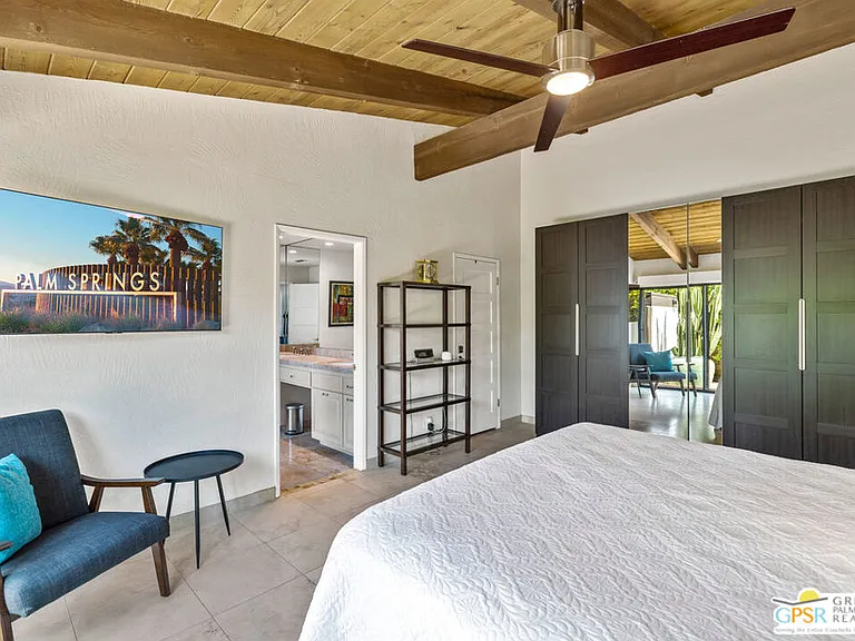 1347 Primavera Dr — Photo 32