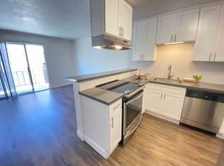 411 Euclid Ave, Oakland, CA 94610
