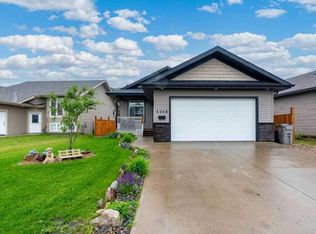 1314 E 47a Ave, Lloydminster, SK S9V 2G6