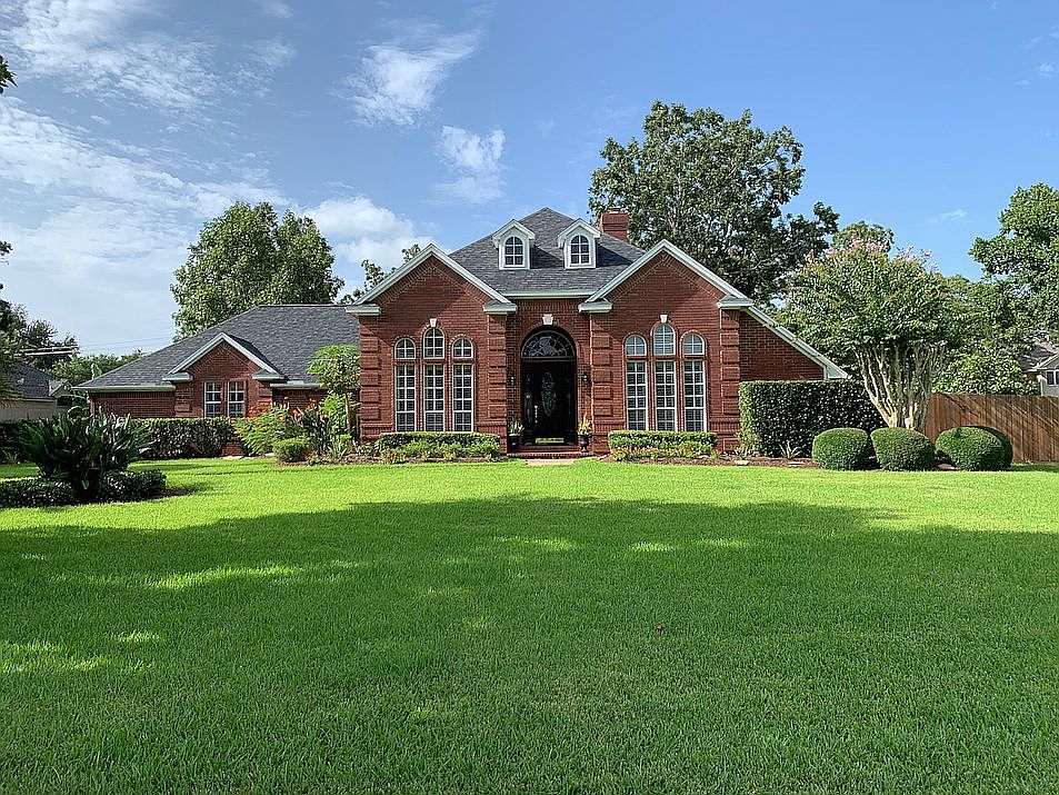 1st image of 336 Timbercreek Dr