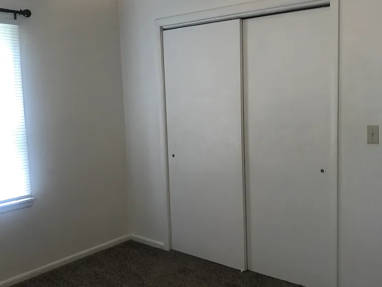 1220 Carol Dr — Photo 5