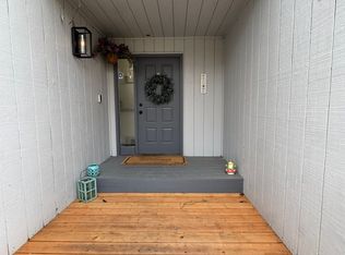 1810 Bellevue Loop, Anchorage, AK 99515
