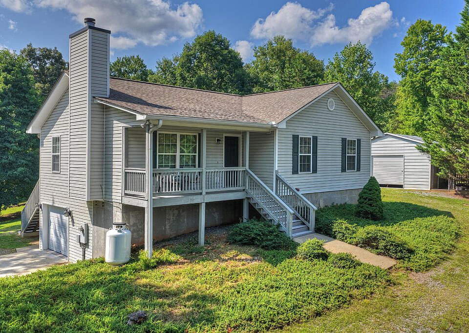 1st image of 96 Creekside Dr