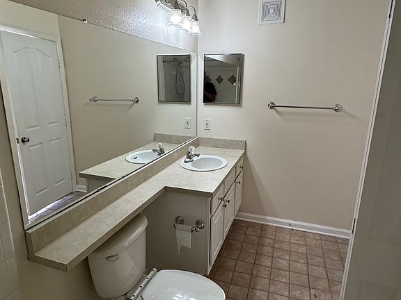 4th image of 4207 S Dale Mabry Hwy Unit 1309
