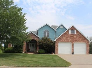 1011 Satinwood Ct, Jefferson City, MO 65109