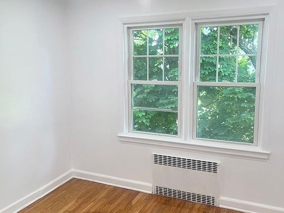 5th image of 81 Elmont Ave #2
