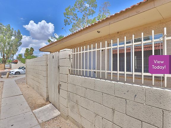 4th image of 2727 E Marconi Ave APT 4