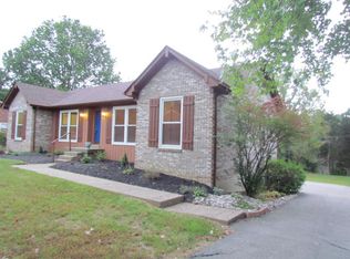 12126 Maplewood Rd, Goshen, KY 40026