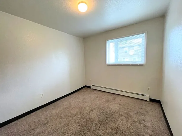 330 Flower St — Photo 5