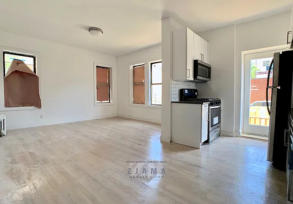 Rented by Zjama Realty Corp | media 11