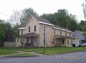 2nd image of 601 Kent St