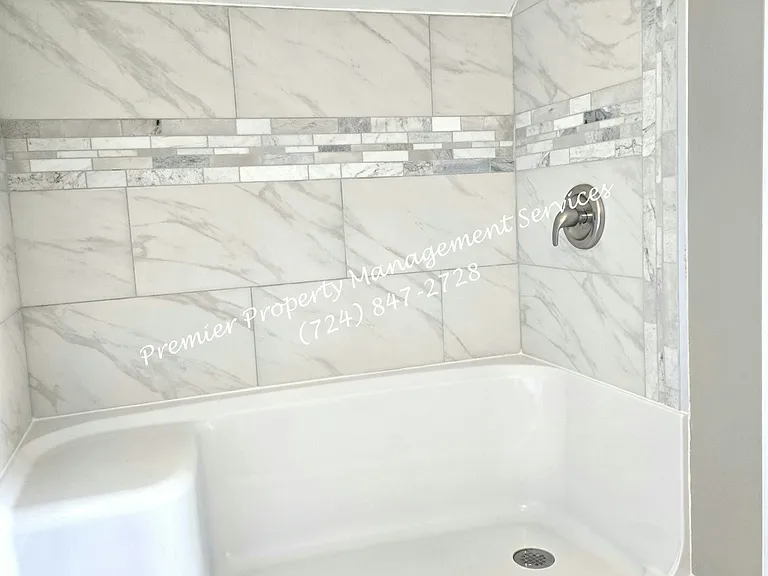 1425 Barclay Hill Rd — Photo 14