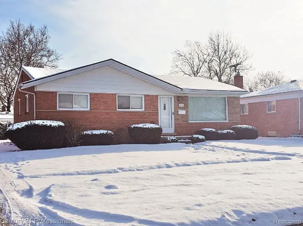 6104 Shadowlawn St, Dearborn Heights, MI 48127