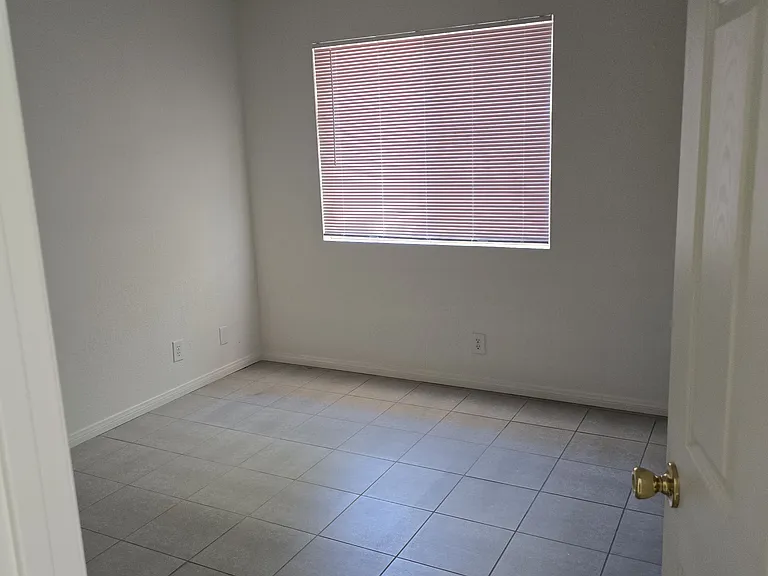 13576 El Cajon Dr #C — Photo 8