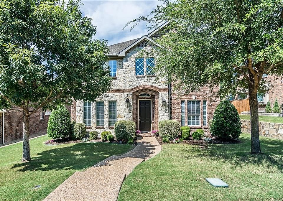 1st image of 3808 Landsdowne Dr