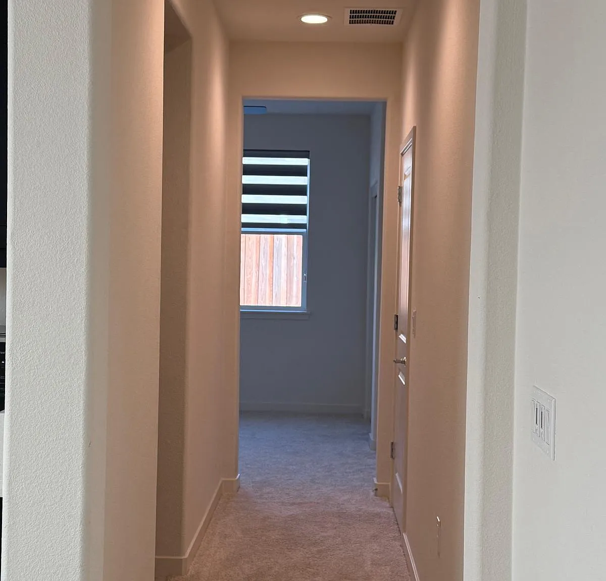 1 bed, 500 sqft, $1,200 — Photo 1