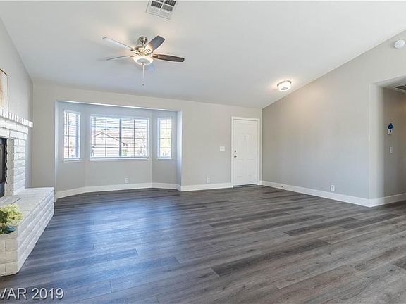 5th image of 4621 Cattleman Ave